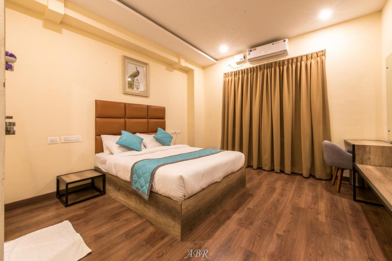 Caramel Hotels Бангалор Экстерьер фото